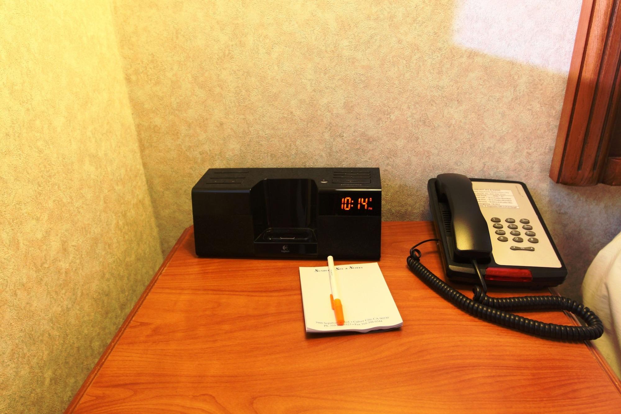 לוס אנג'לס Sunburst Spa & Suites Motel מראה חיצוני תמונה