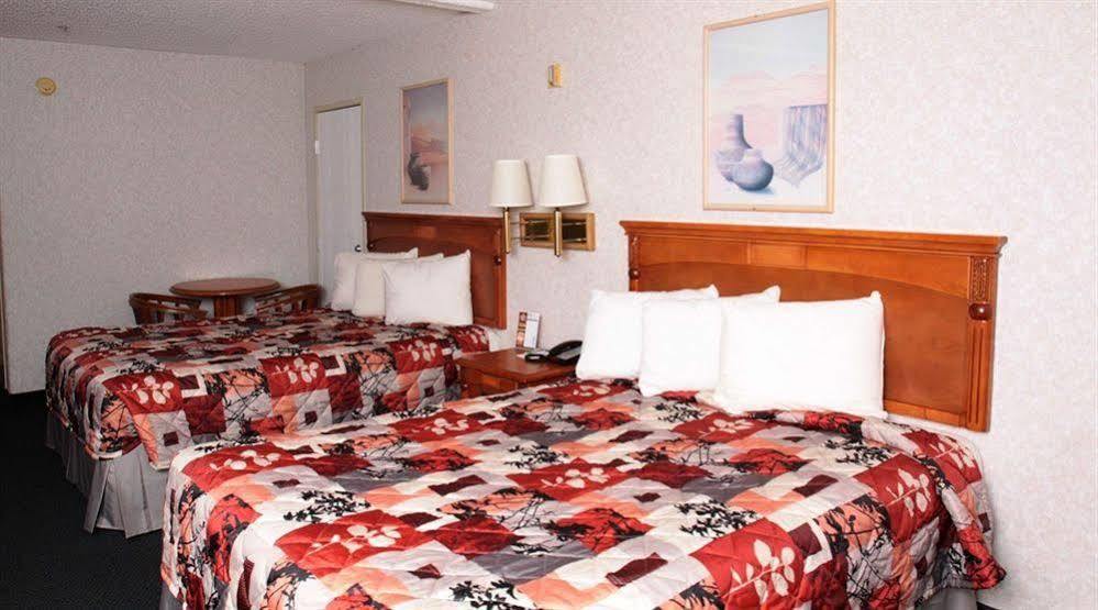 לוס אנג'לס Sunburst Spa & Suites Motel מראה חיצוני תמונה